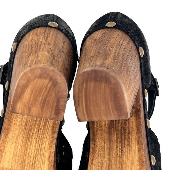 Eric Michael Black Wood Gigi Clog Sandals - Picture 14 of 16
